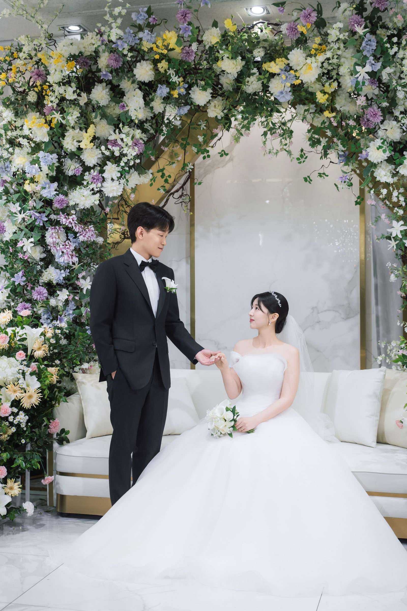 b05